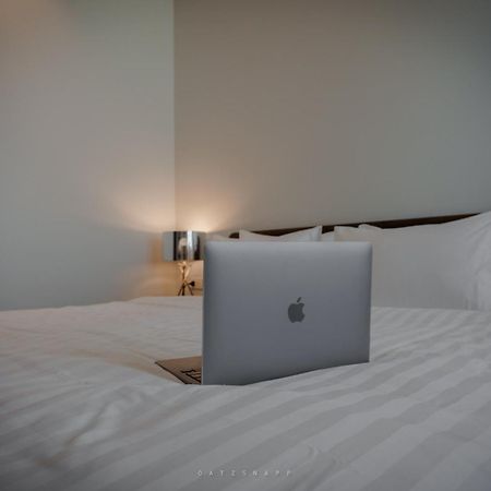 Play Poshtel & Cafe' Hotell Krabi town Eksteriør bilde