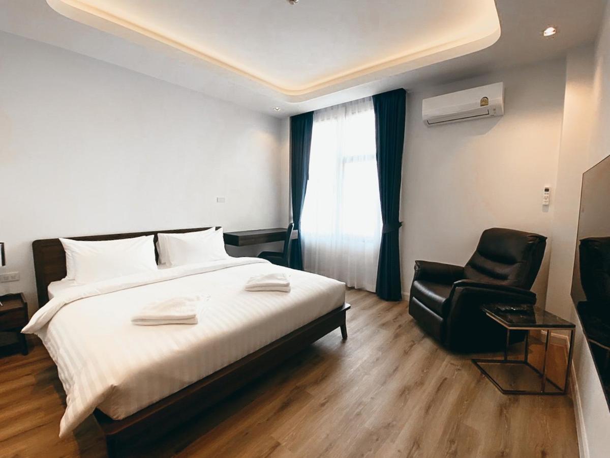 Play Poshtel & Cafe' Hotell Krabi town Eksteriør bilde