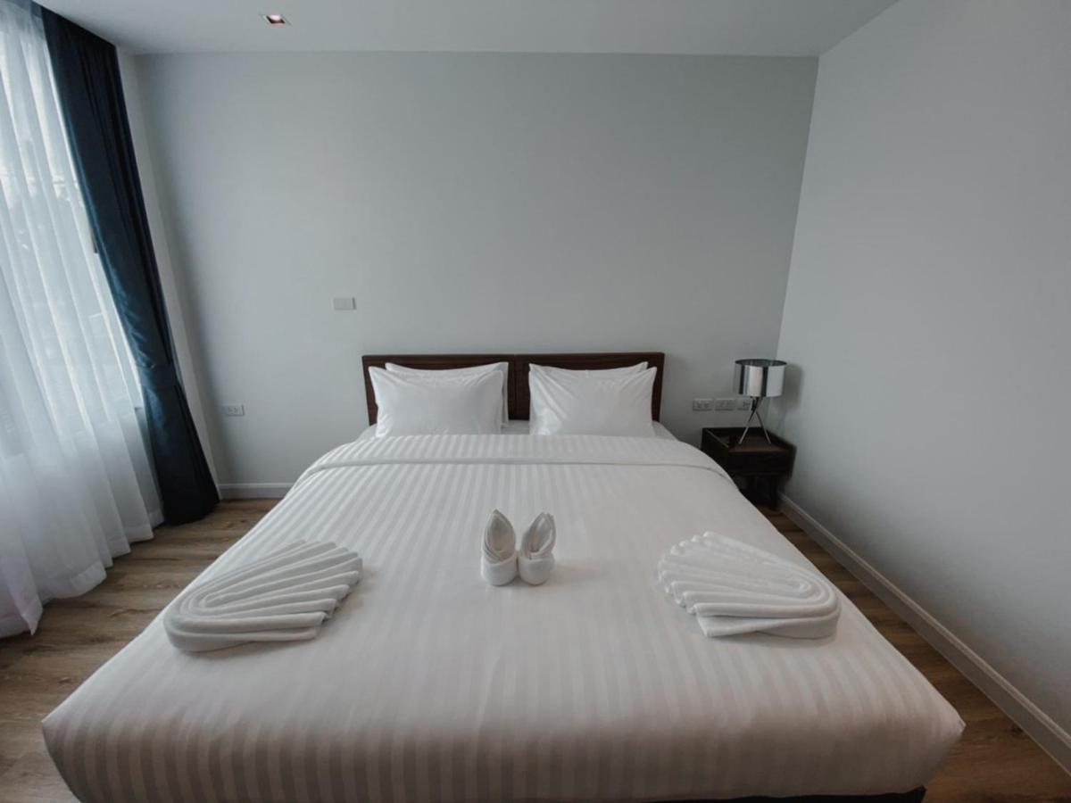 Play Poshtel & Cafe' Hotell Krabi town Eksteriør bilde