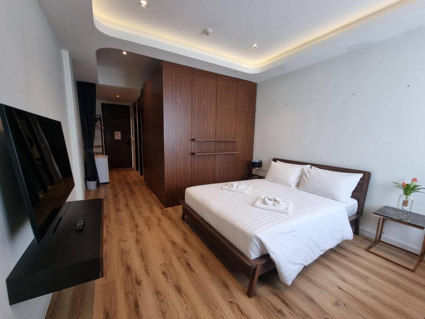 Play Poshtel & Cafe' Hotell Krabi town Eksteriør bilde
